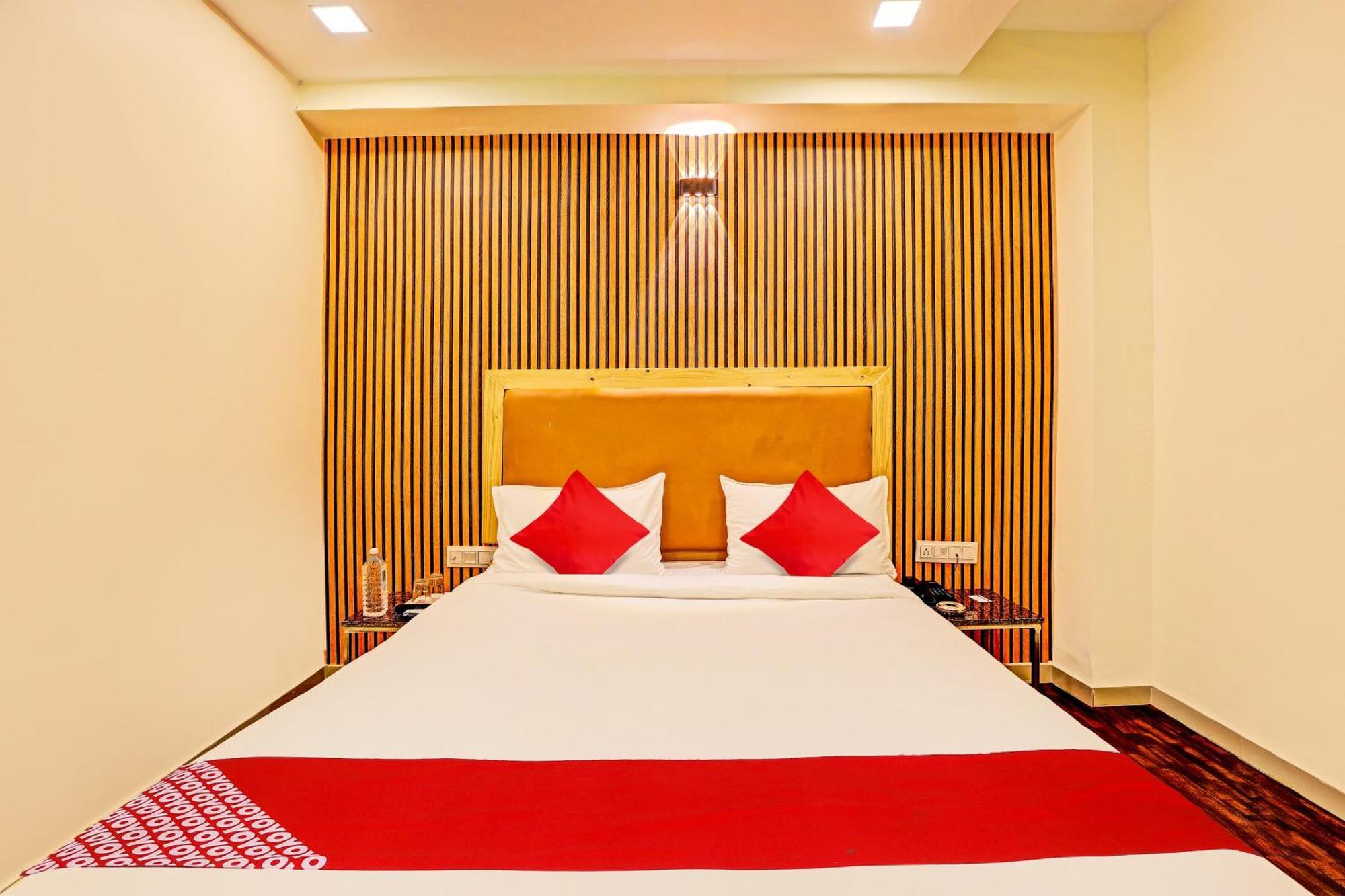Hotel O Alexa Ahmedabad Extérieur photo