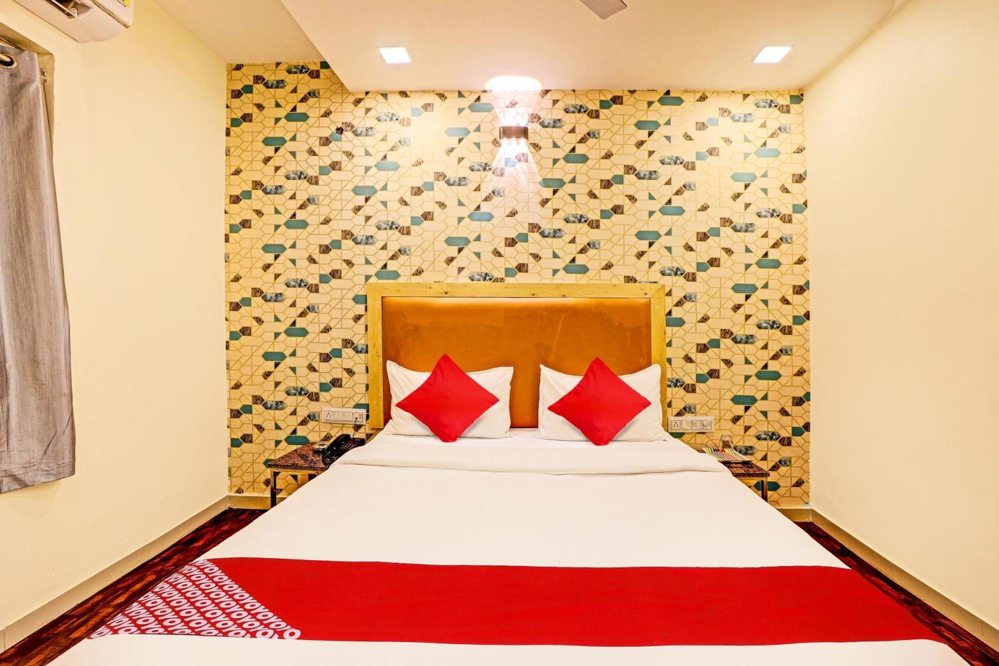 Hotel O Alexa Ahmedabad Extérieur photo